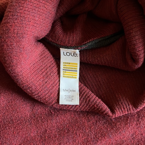 Lole Burgundy Sweater - Picture 2 of 4